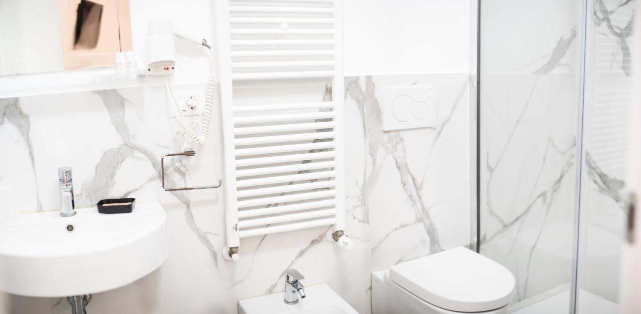 La Corte Del Sant'Orsola Rooms ボローニャ エクステリア 写真