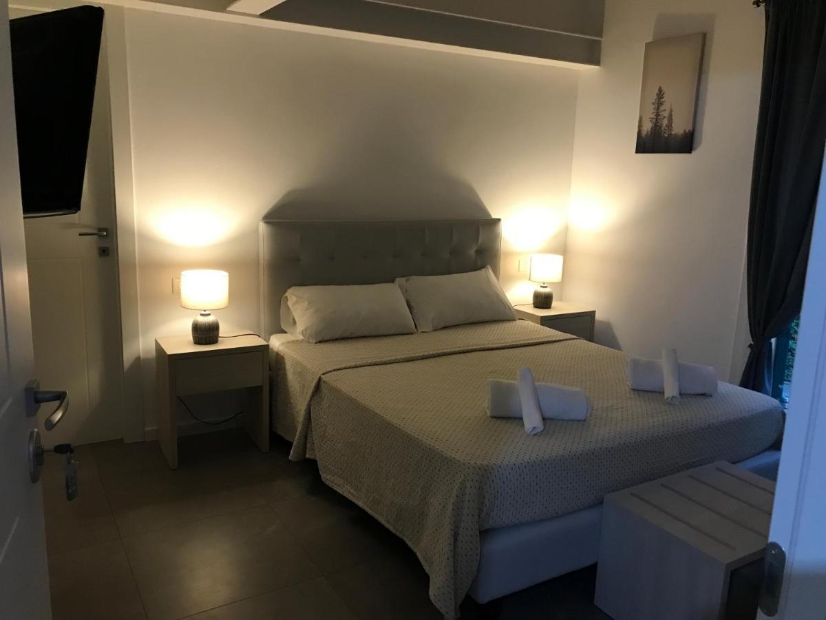 La Corte Del Sant'Orsola Rooms ボローニャ エクステリア 写真